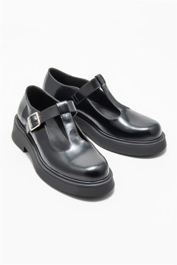 Siyah deri kadın babet, günlük kullanım için - Elle Shoes