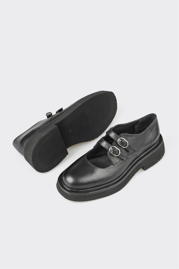 Siyah deri kadın düz ayakkabı, ofis stili için - Elle Shoes