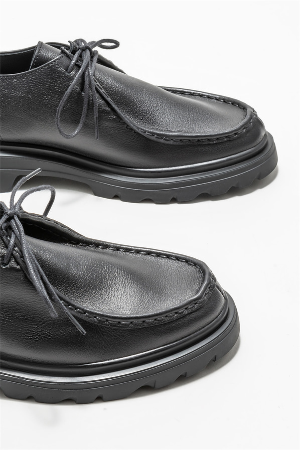 Siyah deri kadın ayakkabı, günlük kullanım için - Elle Shoes