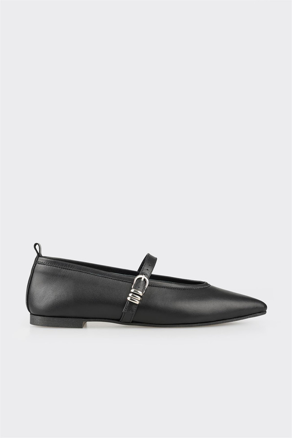 Siyah deri kadın babet, günlük kullanım için - Elle Shoes