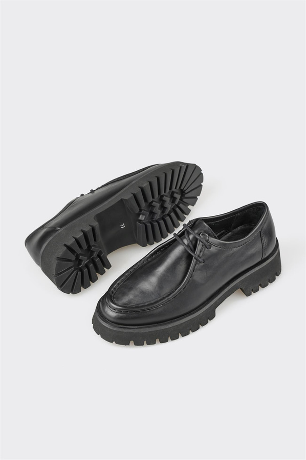 Siyah Deri Kadın Günlük Ayakkabı