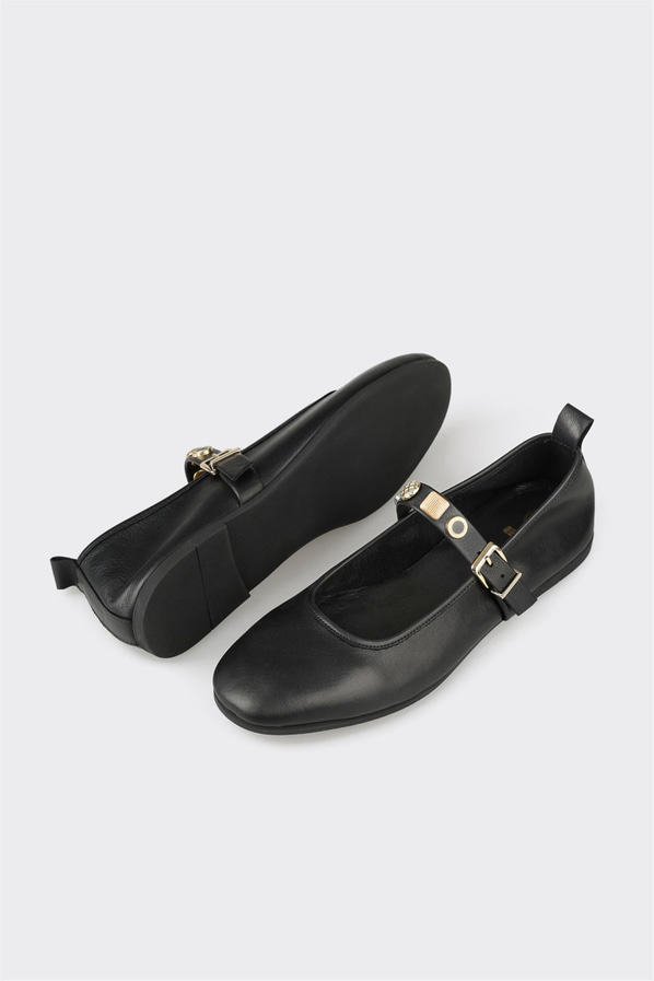 Siyah deri kadın babet, günlük kullanım için - Elle Shoes