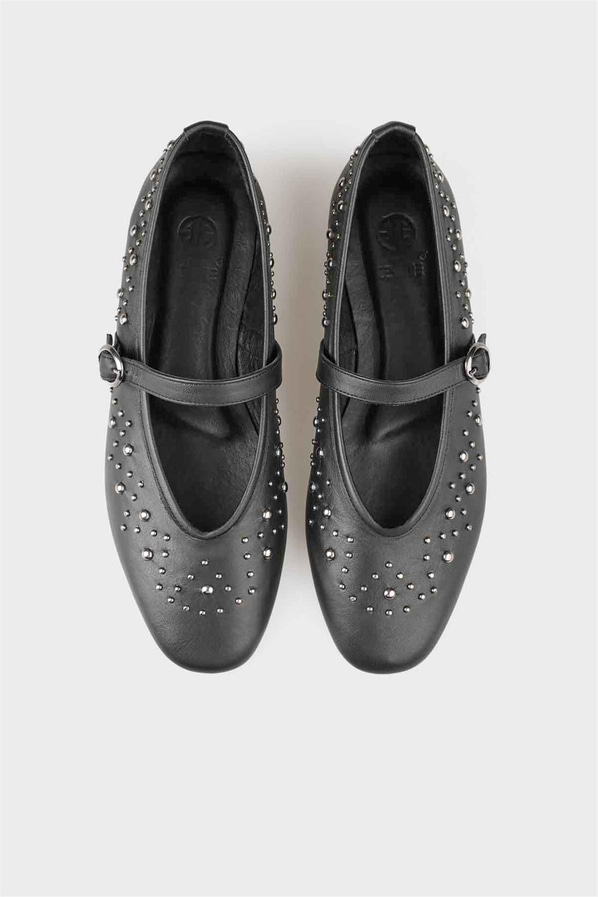 Siyah deri kadın babet, günlük kullanım için - Elle Shoes