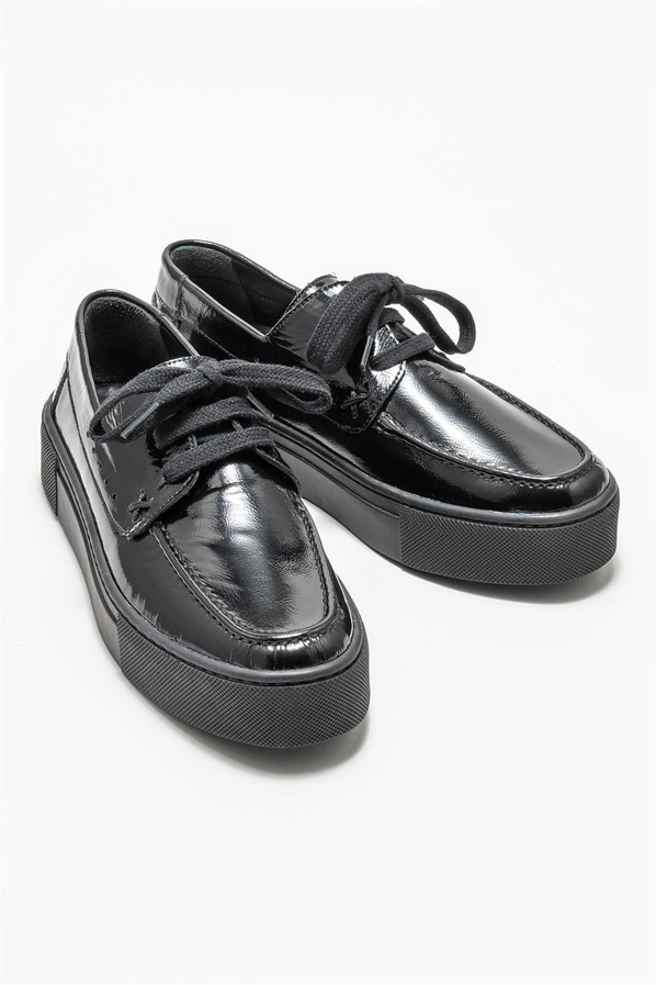 Siyah deri kadın düz ayakkabı, günlük kullanım için - Elle Shoes