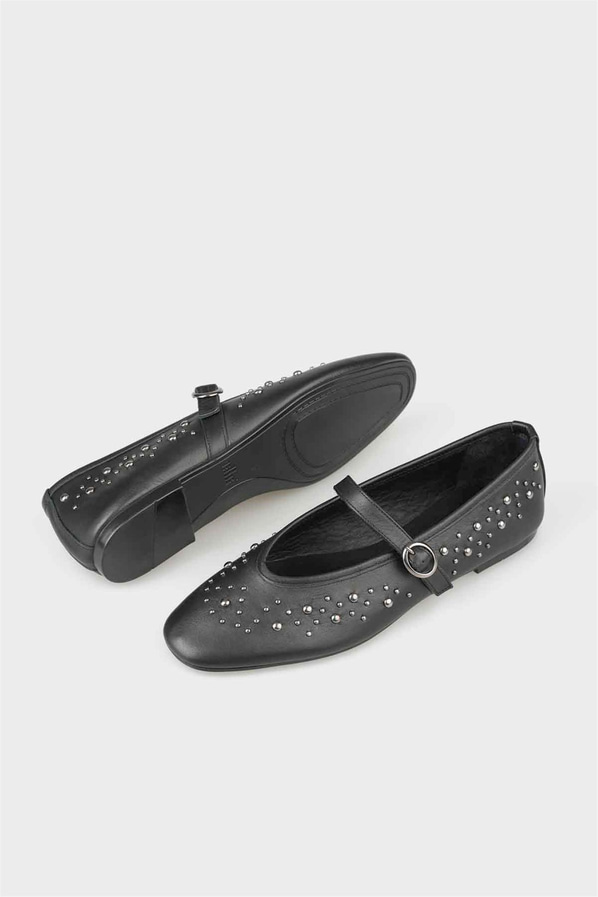 Siyah deri kadın babet, günlük kullanım için - Elle Shoes