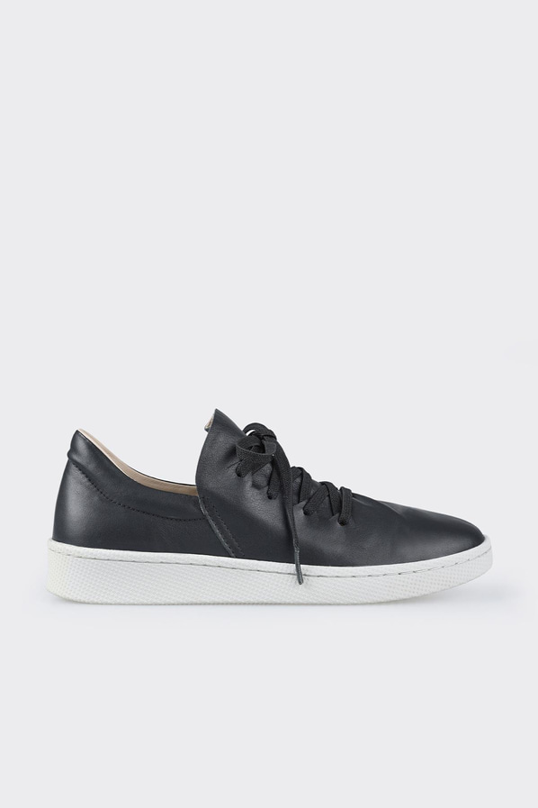 Siyah deri kadın düz ayakkabı, günlük kullanım için - Elle Shoes