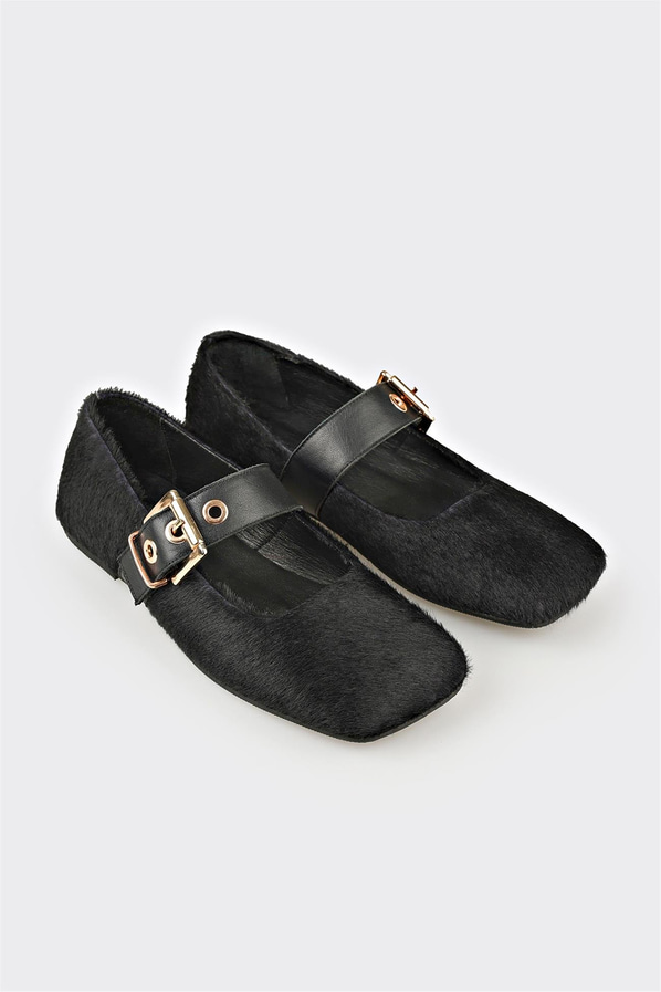 Siyah Deri Kadın Günlük Ayakkabı