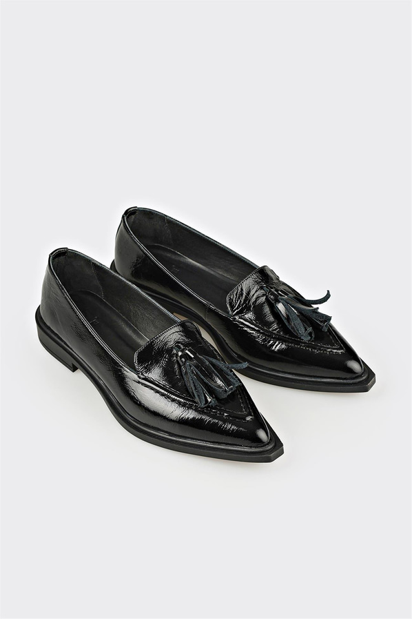 Siyah Deri Kadın Günlük Ayakkabı