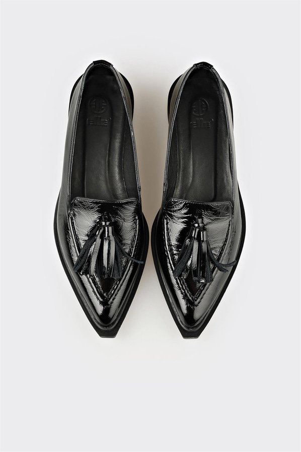 Siyah Deri Kadın Günlük Ayakkabı