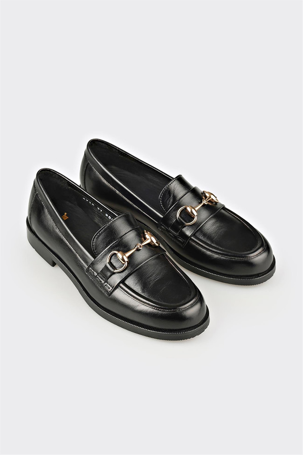 Siyah Deri Kadın Günlük Ayakkabı