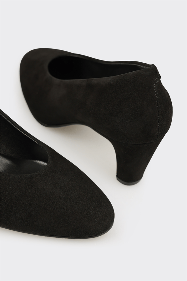 Siyah deri kadın topuklu ayakkabı, günlük kullanım için - Elle Shoes