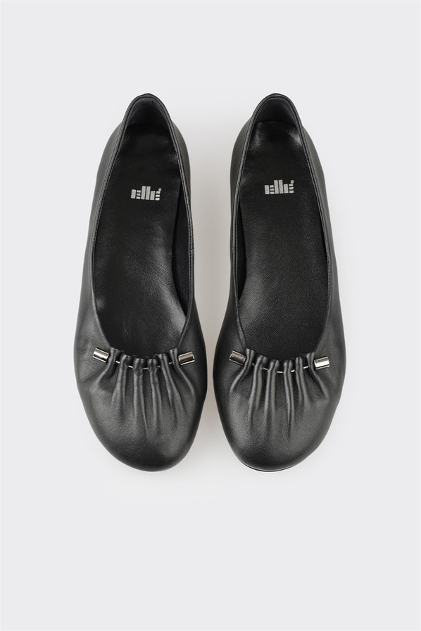 Siyah deri kadın babet, günlük kullanım için - Elle Shoes