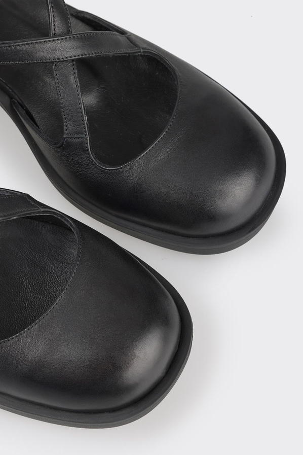 Siyah kadın düz ayakkabı, günlük kullanım için - Elle Shoes
