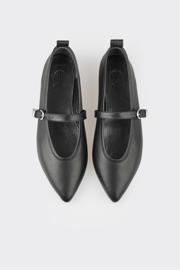Siyah deri kadın babet, günlük kullanım için - Elle Shoes