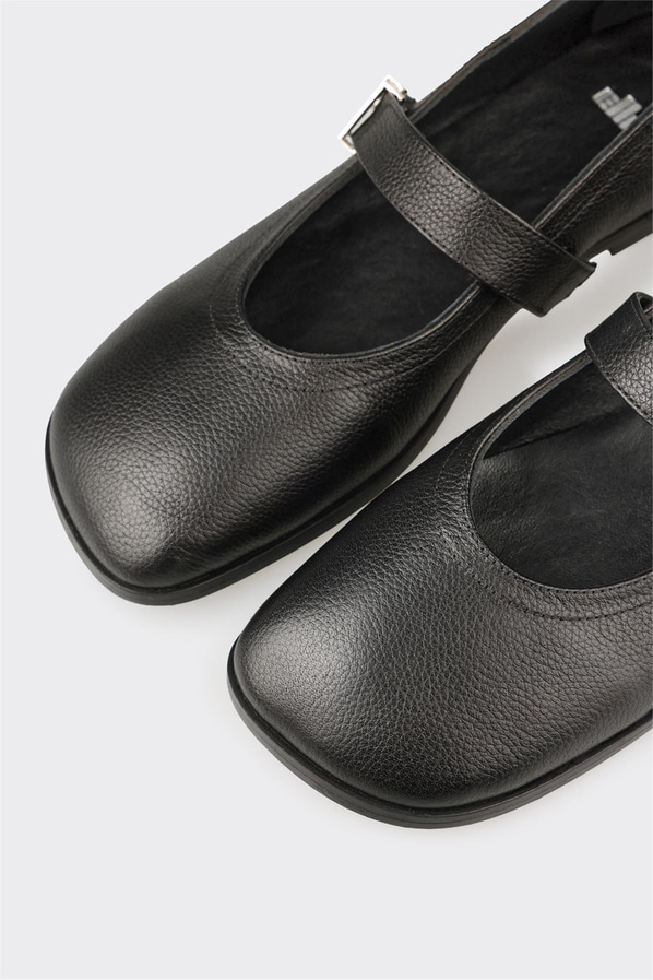 Siyah Deri Kadın Günlük Ayakkabı