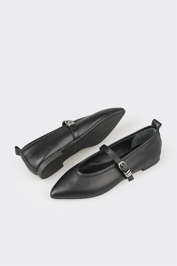 Siyah deri kadın babet, günlük kullanım için - Elle Shoes