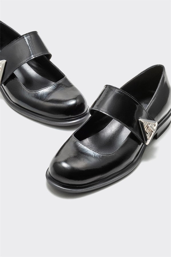 Siyah deri kadın düz ayakkabı, günlük kullanım için - Elle Shoes