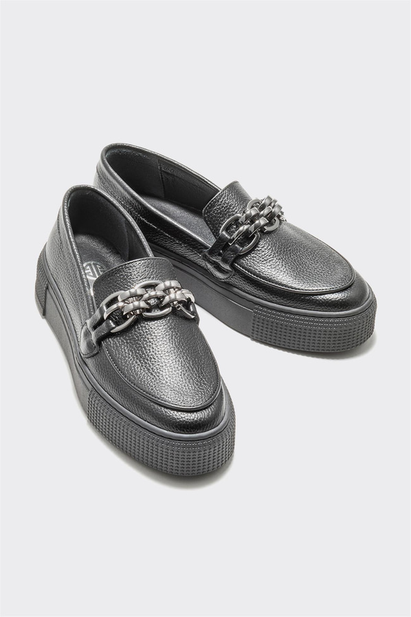 Siyah deri kadın düz ayakkabı, günlük kullanım için - Elle Shoes