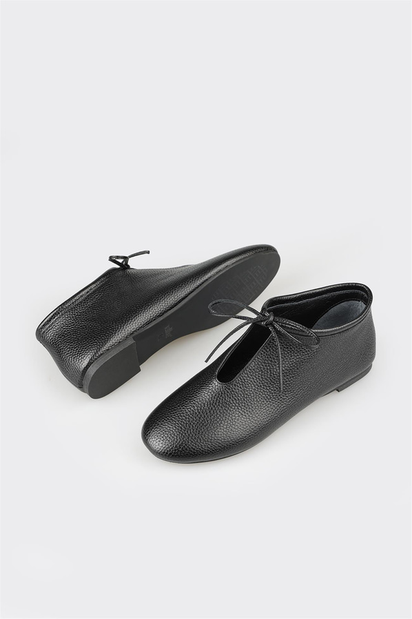 Siyah deri kadın loafer, günlük kullanım için - Elle Shoes