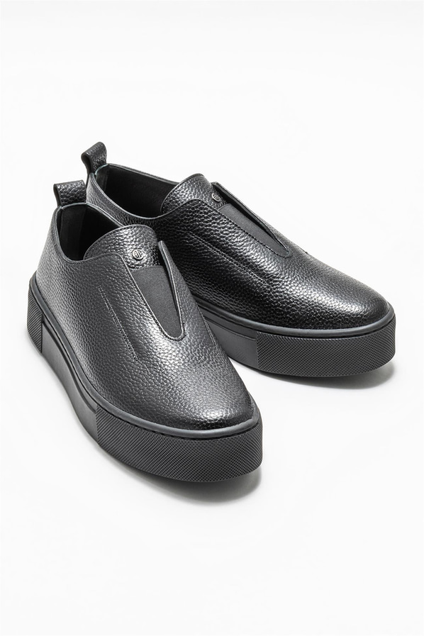 Siyah deri kadın düz ayakkabı, günlük kullanım için - Elle Shoes