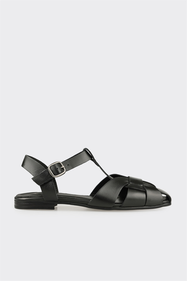 Siyah deri kadın günlük ayakkabı, günlük kullanım için - Elle Shoes
