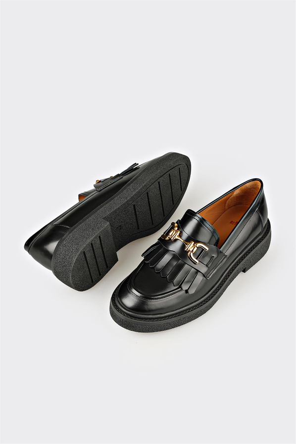 Siyah Deri Kadın Günlük Ayakkabı