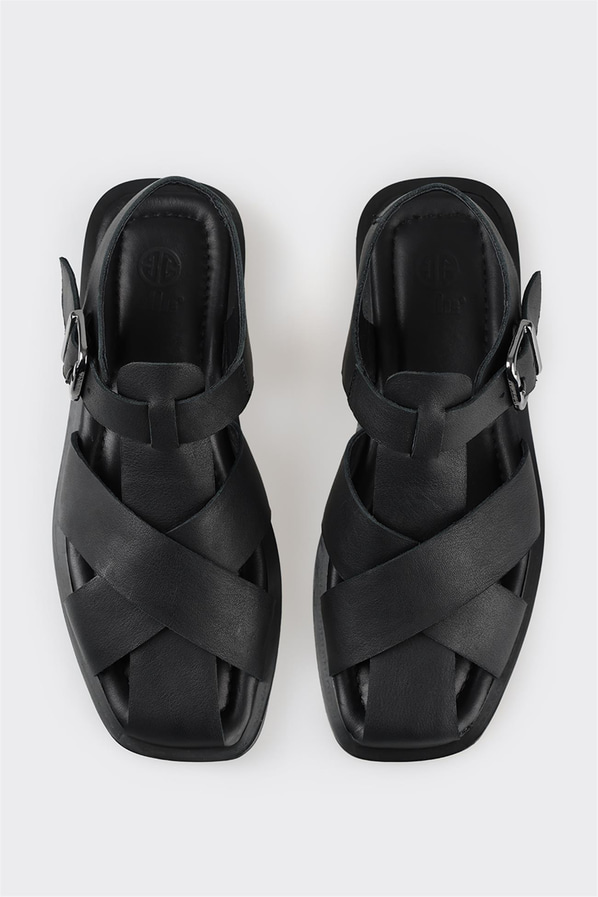 Siyah deri kadın düz sandalet, günlük kullanım için - Elle Shoes