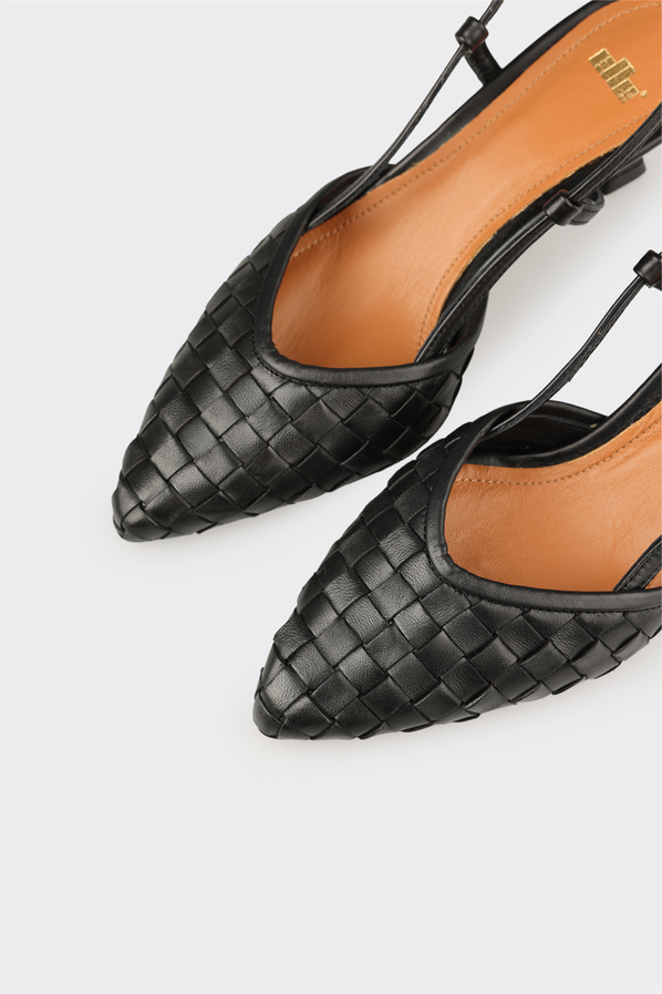 Siyah deri kadın topuklu ayakkabı, günlük kullanım için - Elle Shoes