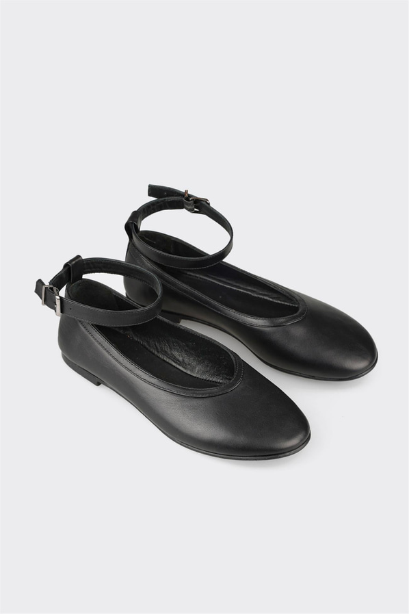 Siyah deri kadın babet, ofis stili için - Elle Shoes