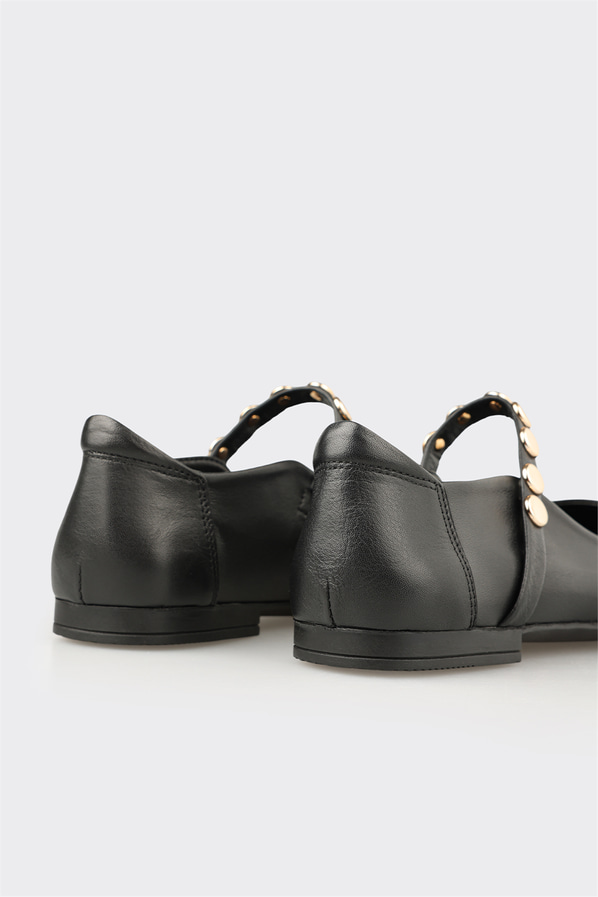 Siyah deri kadın babet, günlük kullanım için - Elle Shoes