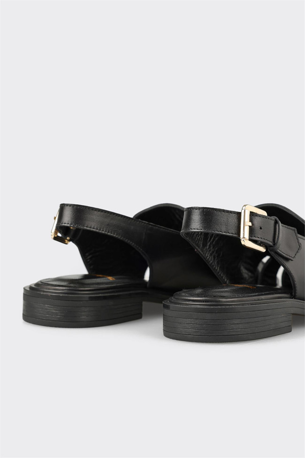Siyah deri örgü dokulu kadın düz ayakkabı, ofis stili için - Elle Shoes