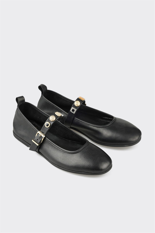 Siyah deri kadın babet, günlük kullanım için - Elle Shoes