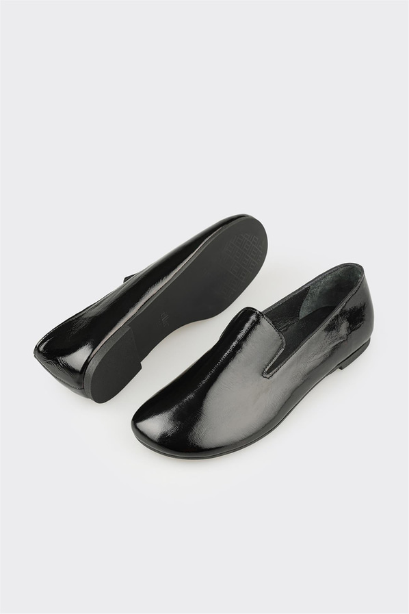 Siyah Deri Kadın Günlük Ayakkabı