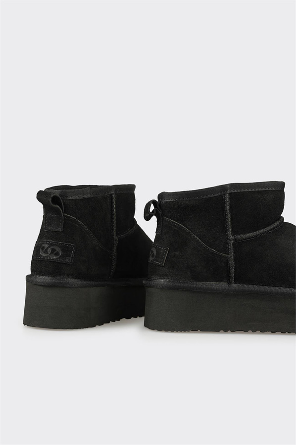 Siyah Deri Kadın Günlük Bot