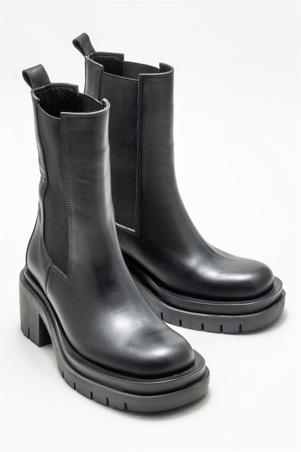 Siyah deri kadın günlük bot, günlük kullanım için - Elle Shoes