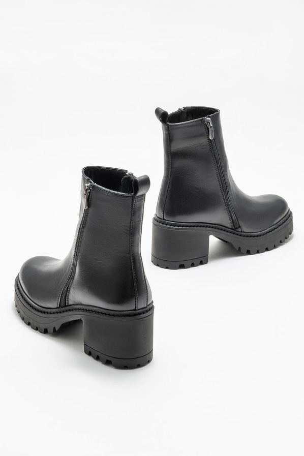 Siyah deri kadın bot, günlük kullanım için - Elle Shoes