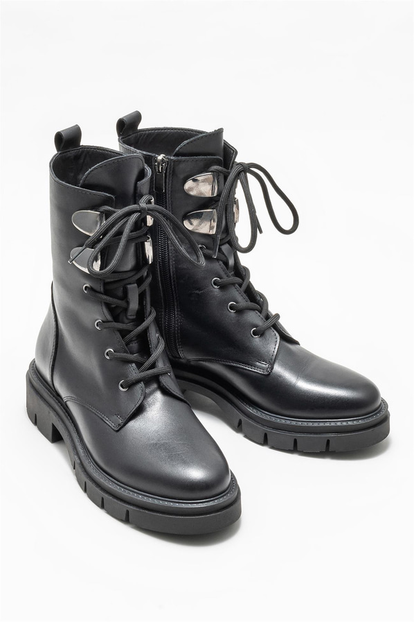 Siyah deri kadın günlük bot, rahat kullanım için - Elle Shoes