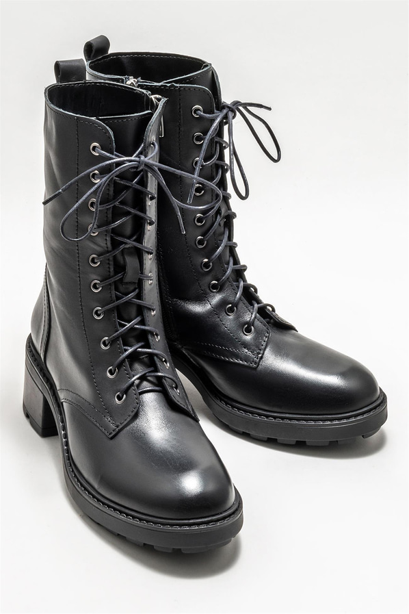Siyah deri kadın bot, günlük kullanım için - Elle Shoes