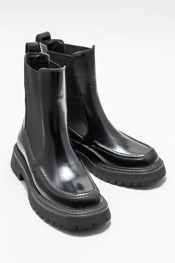 Siyah deri kadın bot, günlük kullanım için - Elle Shoes