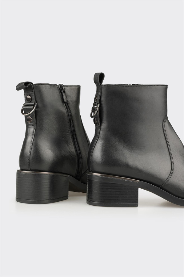 Siyah kot mavisi deri yumuşak dokulu kadın bot, ofis stili için - Elle Shoes
