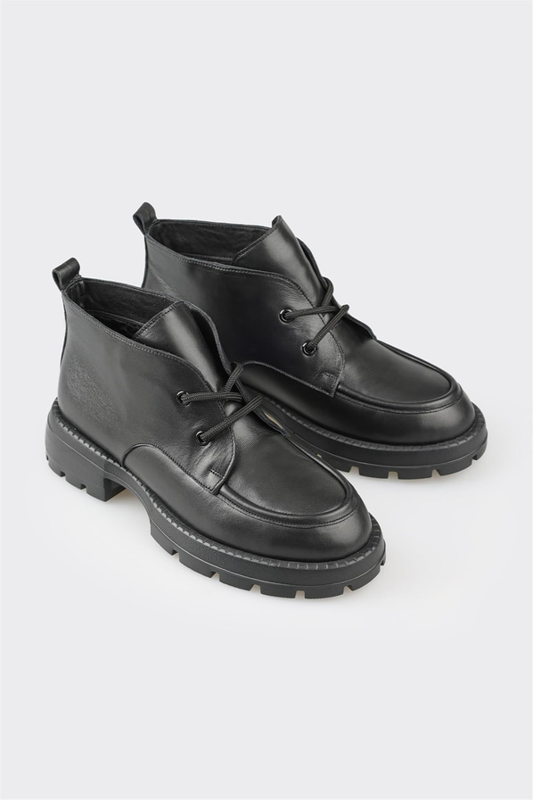 Siyah deri kadın bot, rahat kullanım için - Elle Shoes