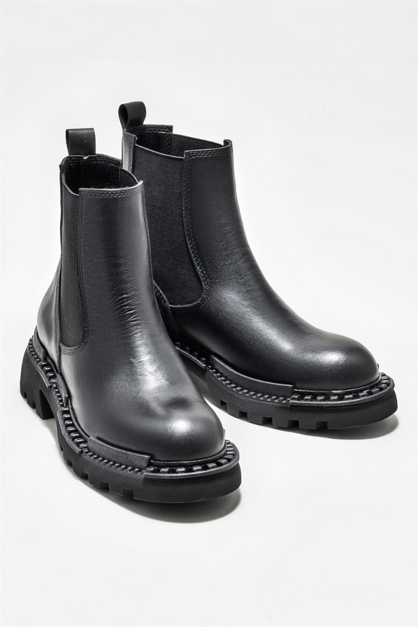 Siyah deri kadın bot, günlük kullanım için - Elle Shoes