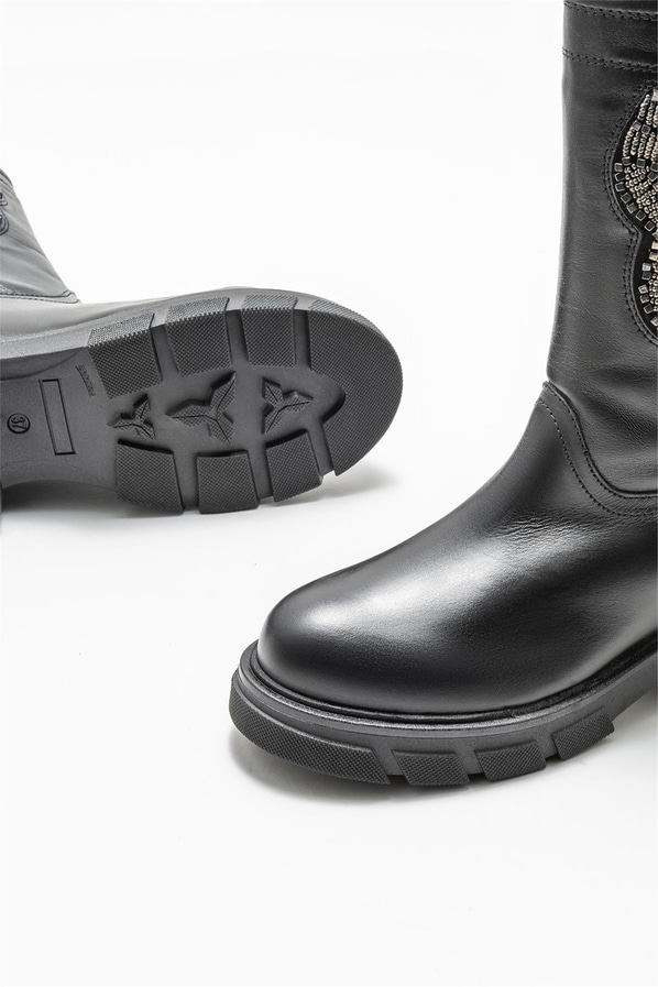 Siyah deri kadın bot, günlük kullanım için - Elle Shoes