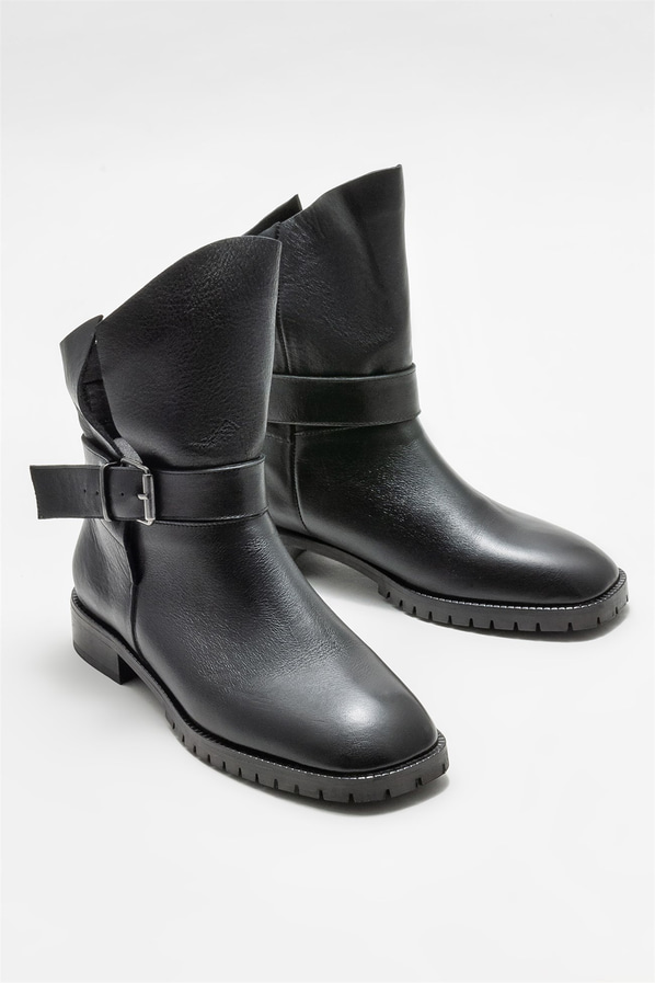 Siyah deri kadın bot, günlük kullanım için - Elle Shoes