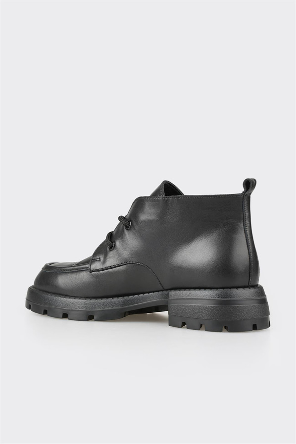Siyah deri kadın bot, rahat kullanım için - Elle Shoes