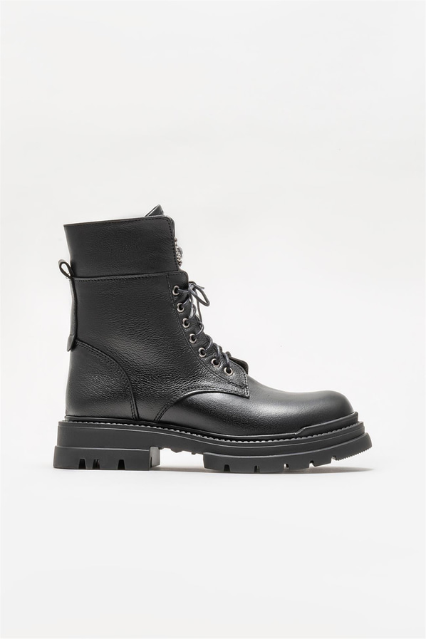 Siyah deri kadın günlük bot, günlük kullanım için - Elle Shoes