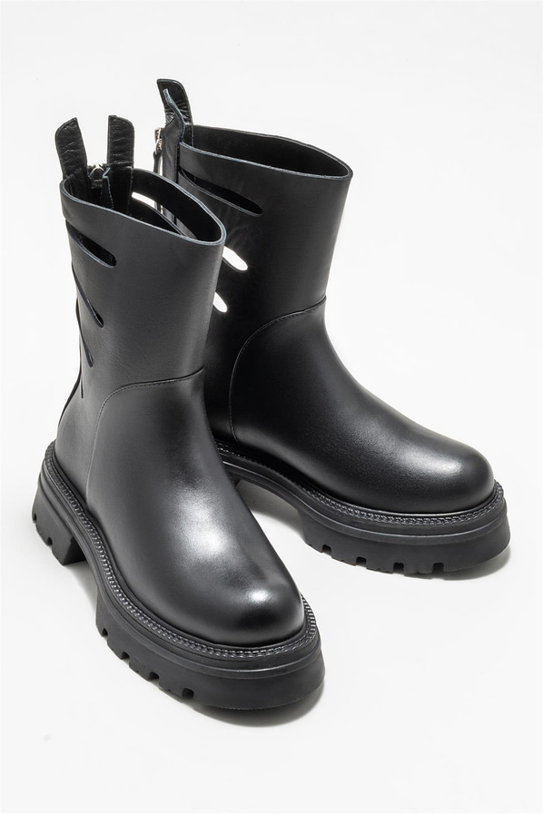Siyah deri kadın bot, günlük kullanım için - Elle Shoes