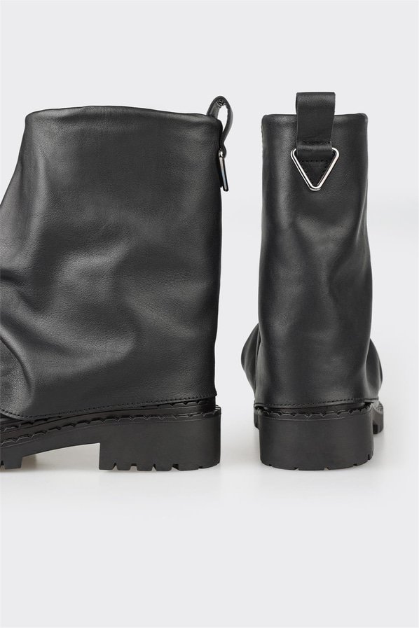 Siyah deri kadın bot, günlük kullanım için - Elle Shoes