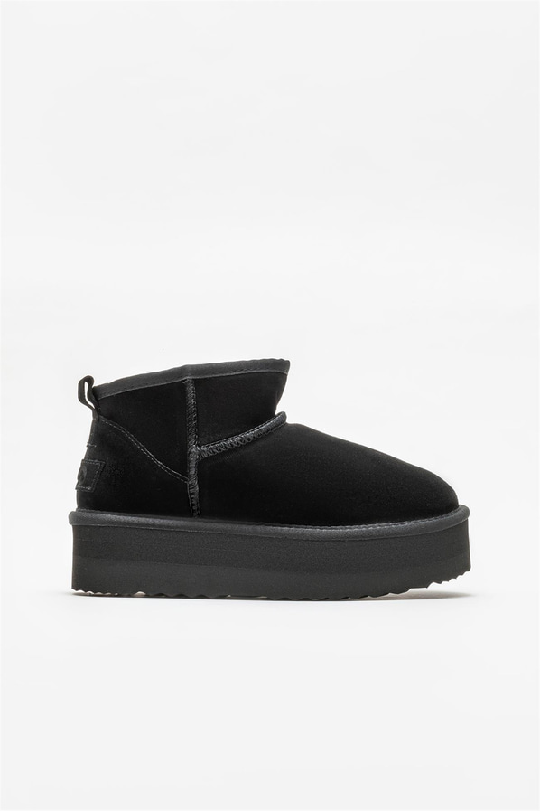 Siyah deri kadın bot, günlük kullanım için - Elle Shoes
