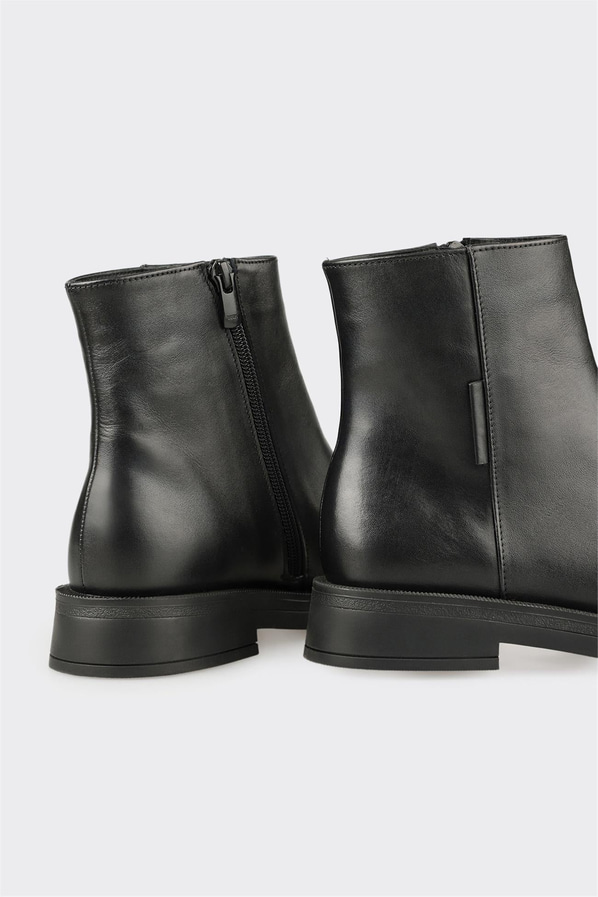 Siyah deri simli örgü dokulu kadın bot, rahat kullanım için - Elle Shoes